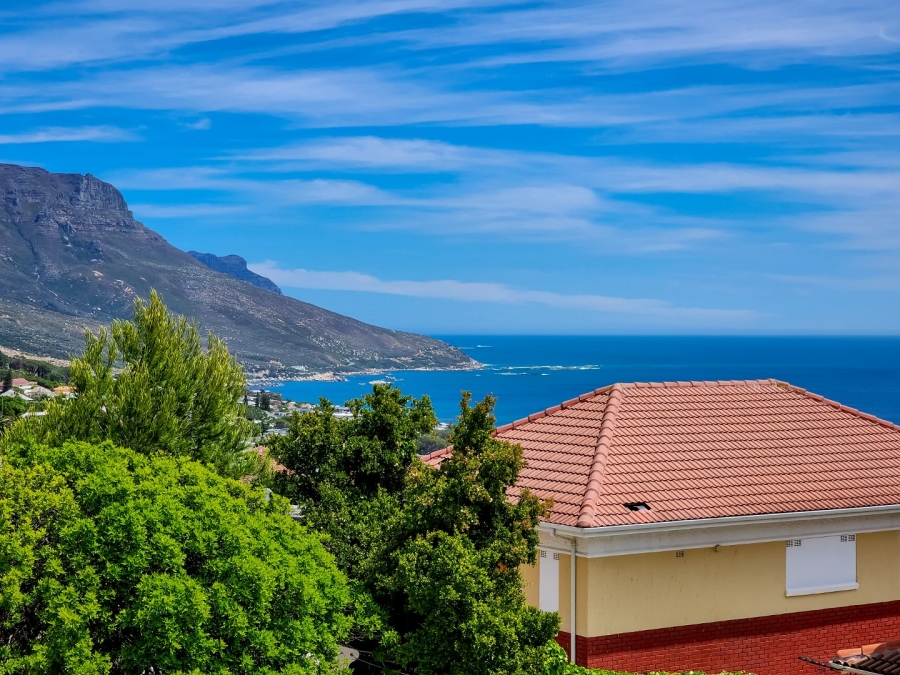 To Let 4 Bedroom Property for Rent in Camps Bay Western Cape